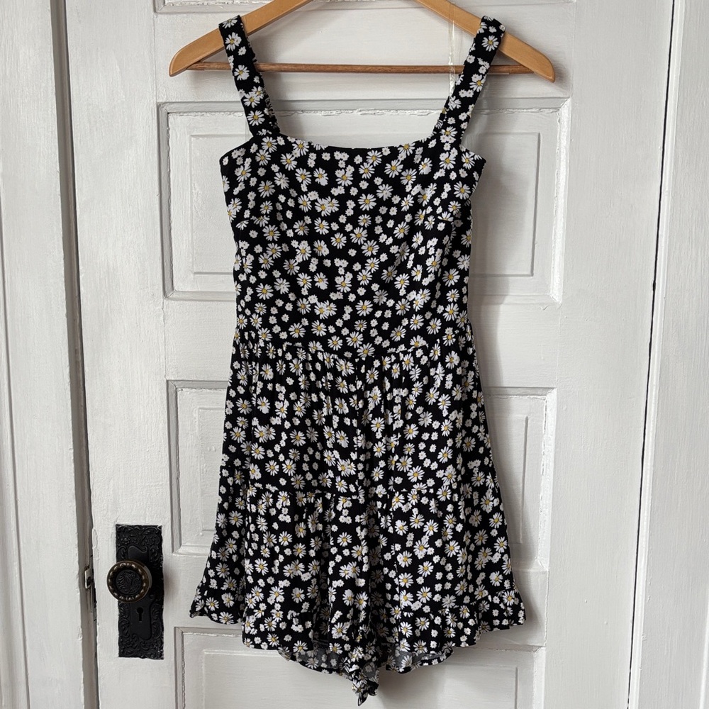 FRANCESCA’S TRIXXI FLORAL ROMPER